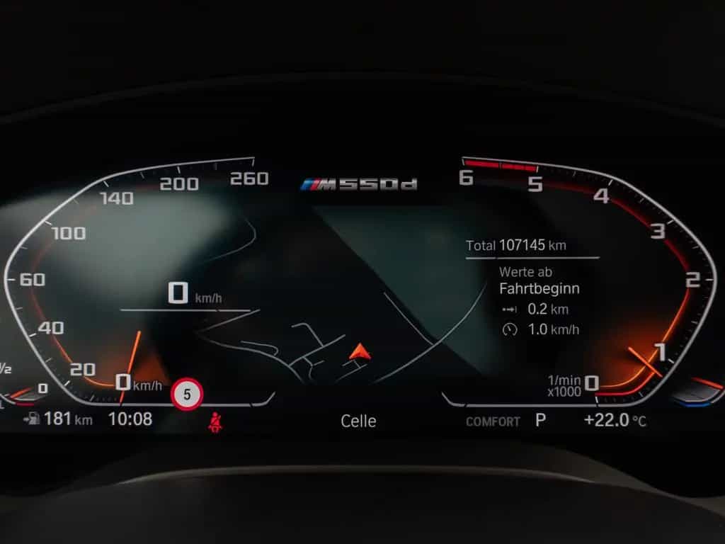 BMW M550 d xD Laser 360°HUD H/K AHK Komfort 20Zoll 06/2020-photo-41