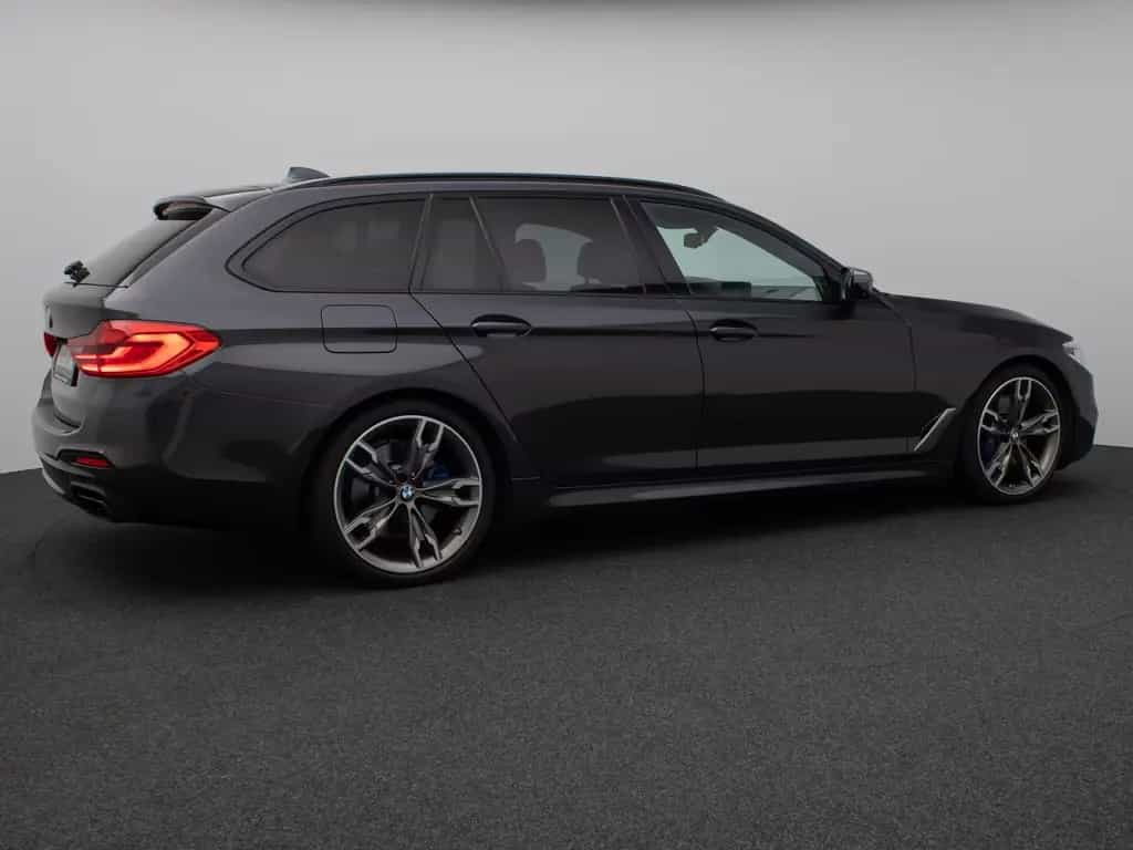 BMW M550 d xD Laser 360°HUD H/K AHK Komfort 20Zoll 06/2020-photo-5