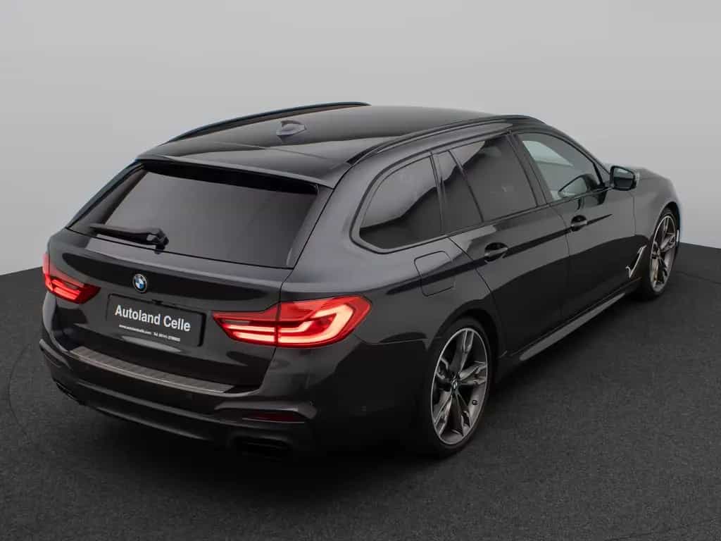 BMW M550 d xD Laser 360°HUD H/K AHK Komfort 20Zoll 06/2020-photo-6