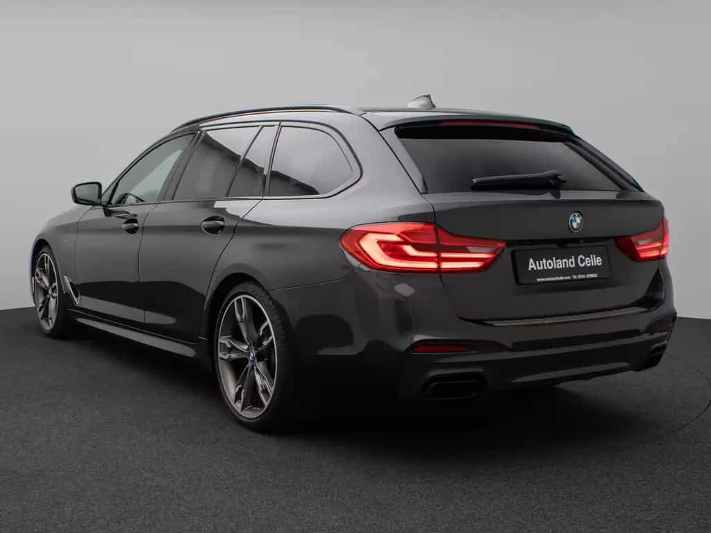 BMW M550 d xD Laser 360°HUD H/K AHK Komfort 20Zoll 06/2020-photo-8