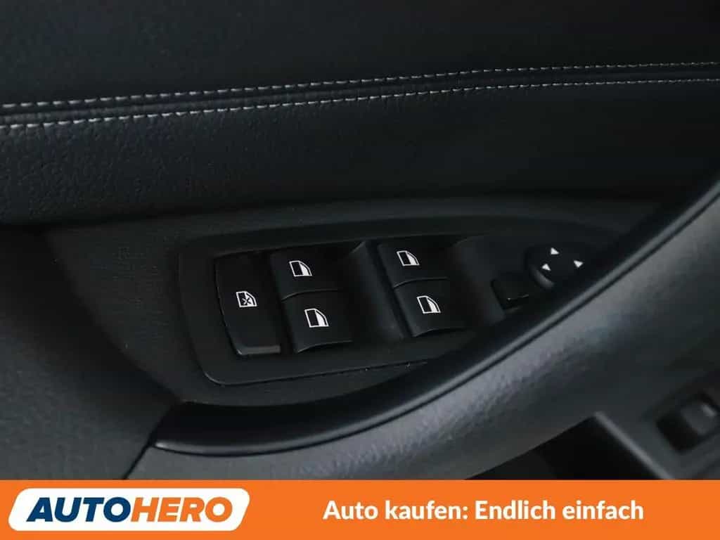 BMW X1 sDrive 20i M Sport Aut.*NAVI*LED*TEMPO*PDC* 05/2020-photo-29