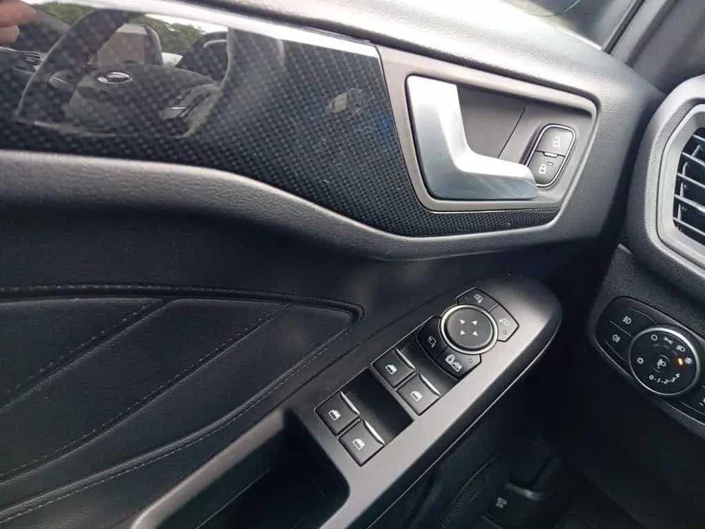 Ford Focus Turnier 1.5EcoBoost Aut. ST-LINE X *LED* 02/2021-photo-17