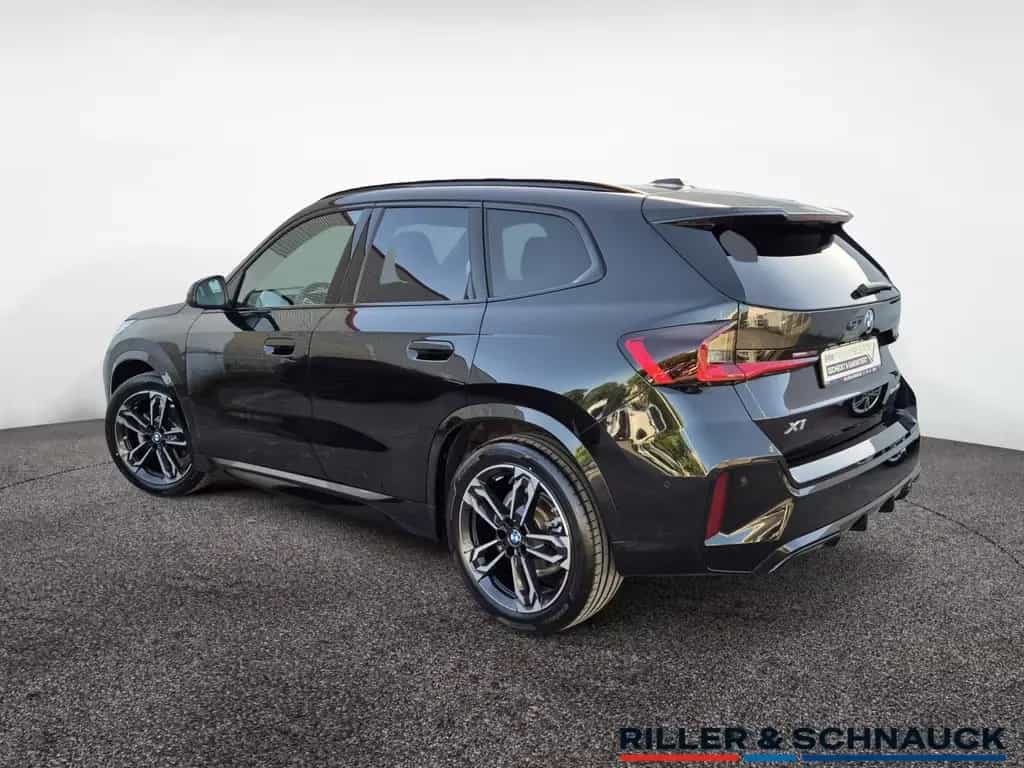 BMW X1 sDrive 18i M Sport PANO+KAM+19 ZOLL+LED+SHZG 11/2025-photo-3