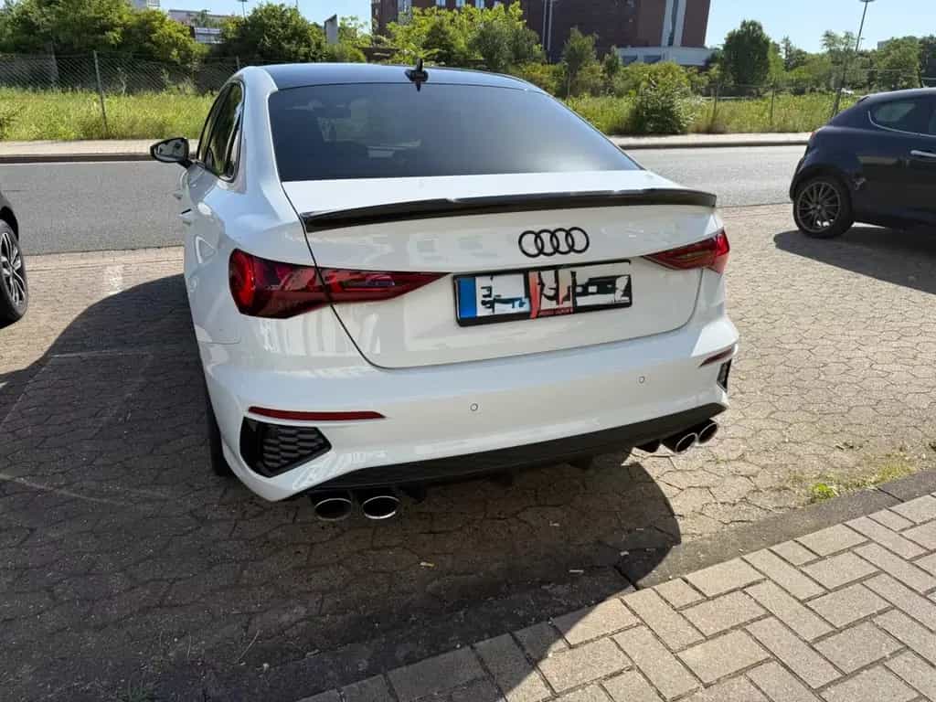 Audi S3 TFSI S tronic quattro - 09/2022-photo-3