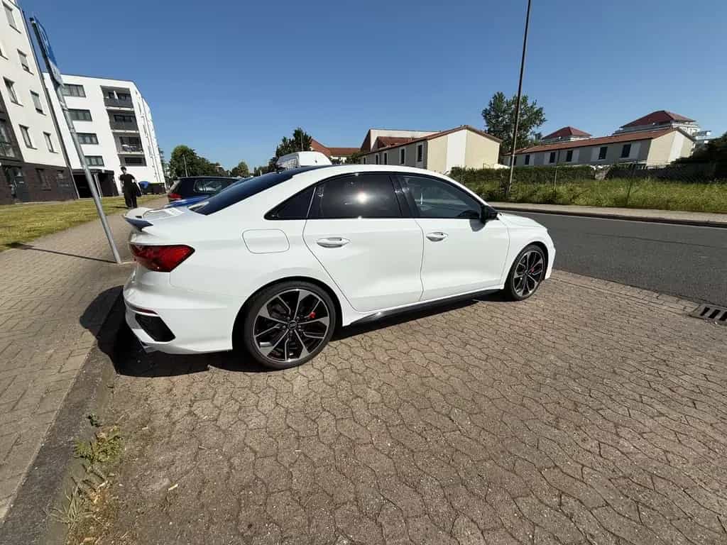 Audi S3 TFSI S tronic quattro - 09/2022-photo-5