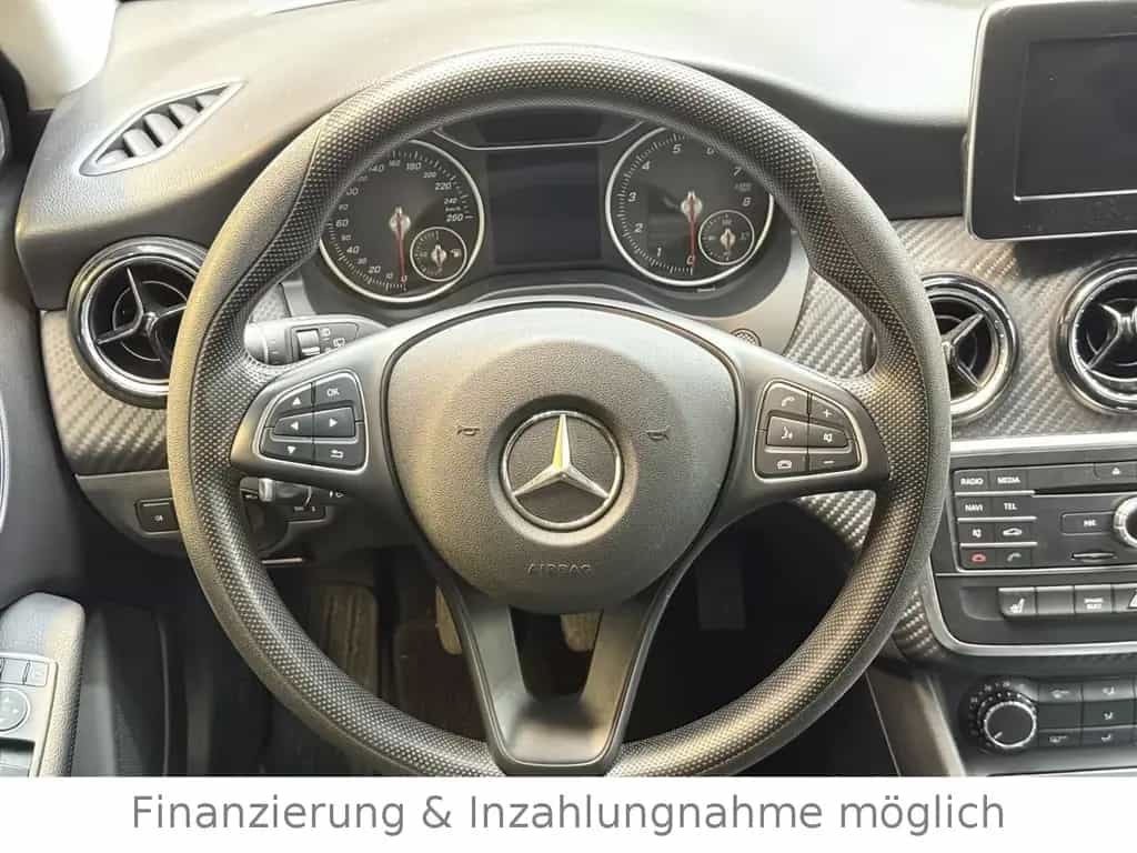 Mercedes-Benz GLA 200 GLA GLA 200 10/2019-photo-13