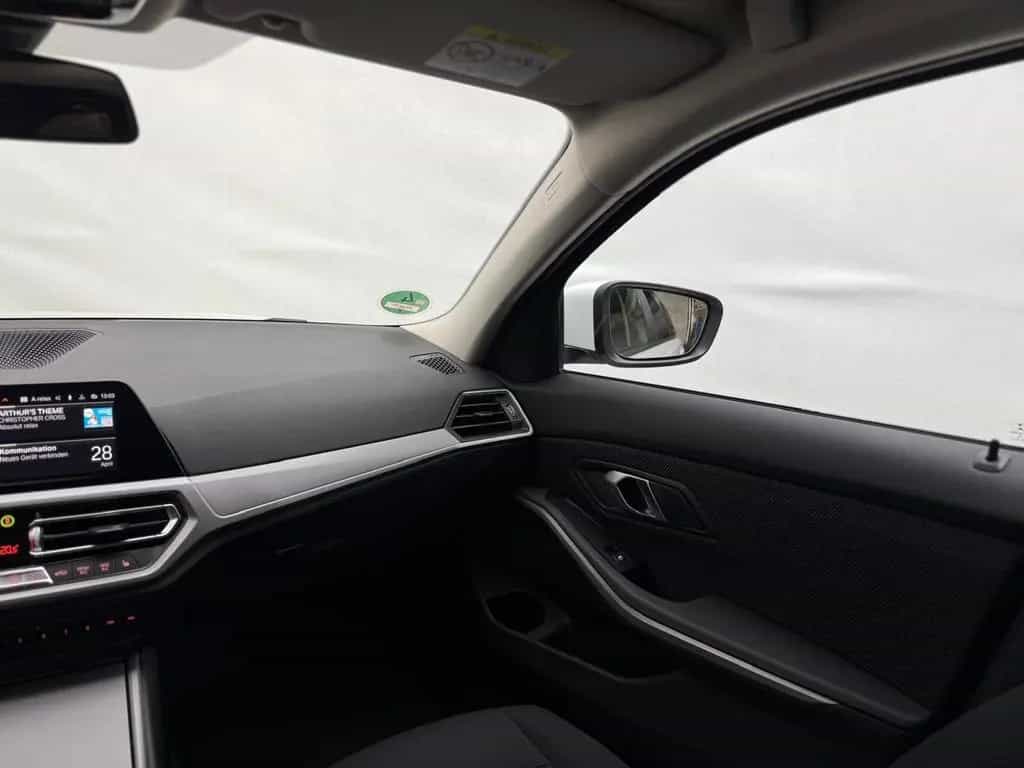 BMW 320 3 320 d Advantage ACC AHK HEAD UP NAVI CarPlay 08/2020-photo-24