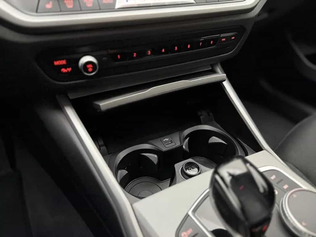 BMW 320 3 320 d Advantage ACC AHK HEAD UP NAVI CarPlay 08/2020-photo-32