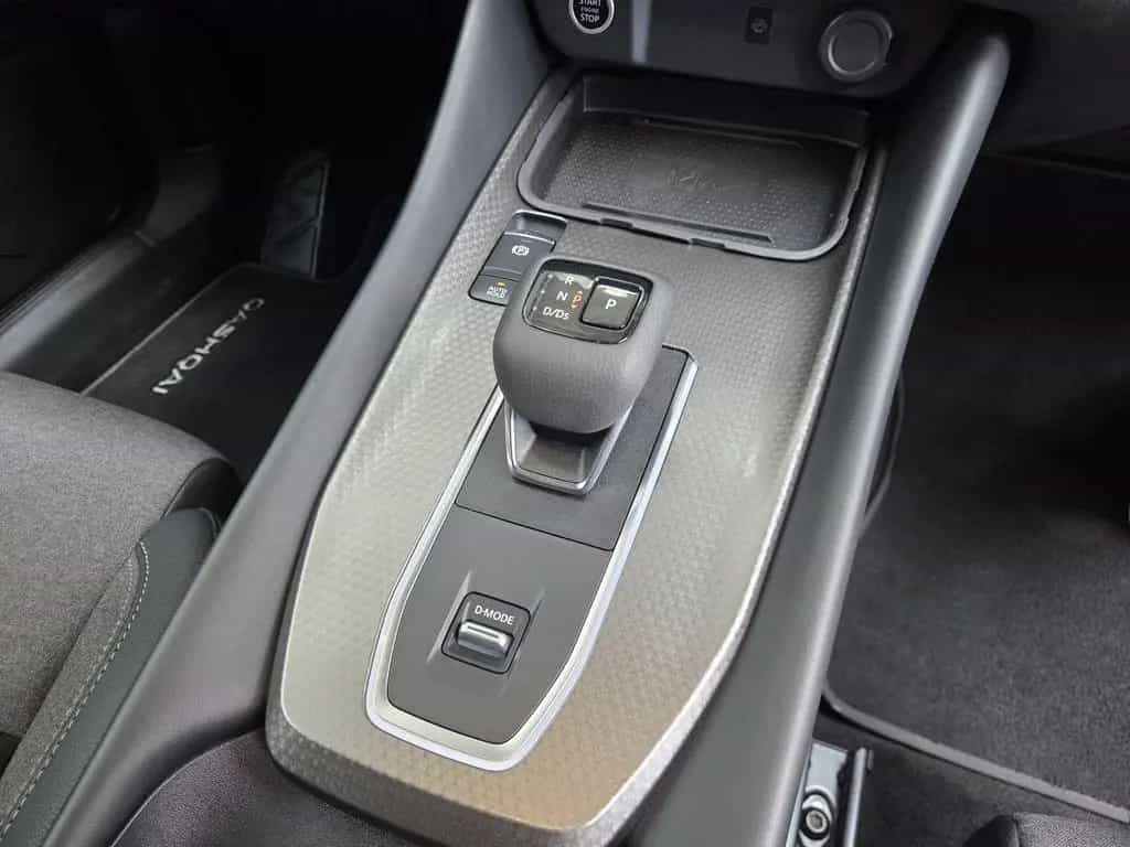 Nissan Qashqai 1.3 MHEV N-Connecta 360° Navi LED 03/2025-photo-29