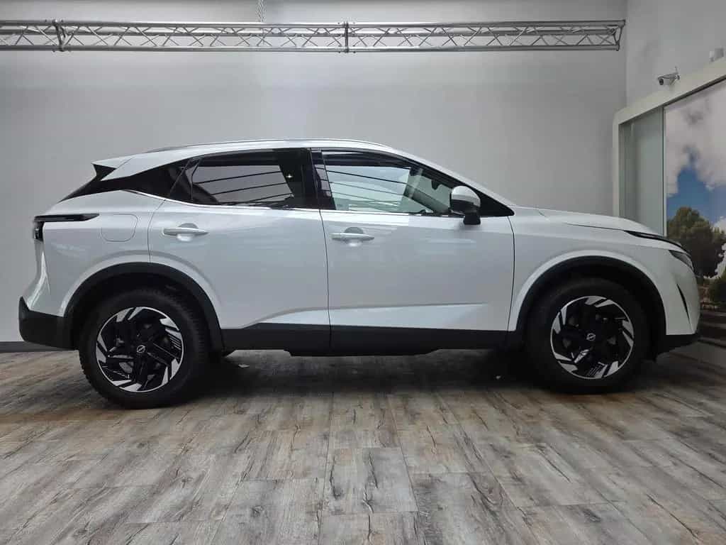 Nissan Qashqai 1.3 MHEV N-Connecta 360° Navi LED 03/2025-photo-3