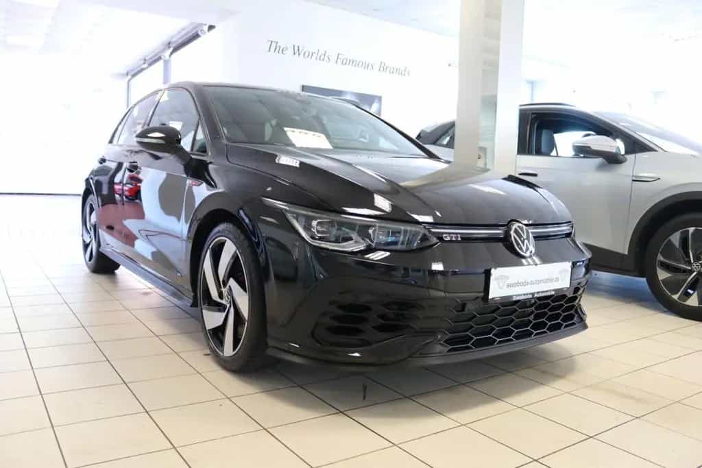 Volkswagen Golf DSG GTI Clubsport Black Style Matrix SHZ 10/2022-photo-10