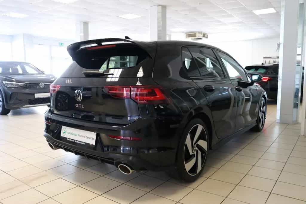 Volkswagen Golf DSG GTI Clubsport Black Style Matrix SHZ 10/2022-photo-7