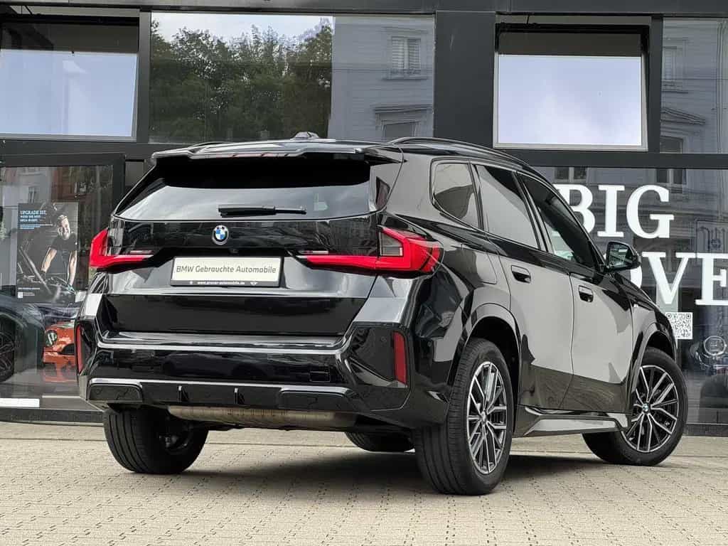 BMW X1 sDrive20i M Sport DA+ PA RFK AdapLED Lhz 18" 06/2023-photo-1