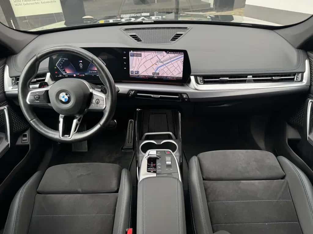 BMW X1 sDrive20i M Sport DA+ PA RFK AdapLED Lhz 18" 06/2023-photo-2