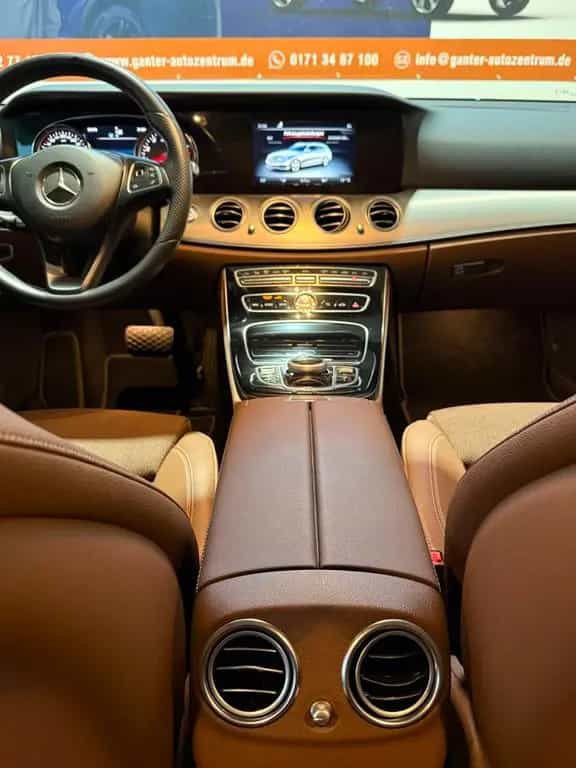Mercedes-Benz E 200 AVANTGARDE AHK+LED+NAVI 06/2017-photo-10