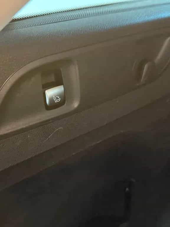 Mercedes-Benz E 200 AVANTGARDE AHK+LED+NAVI 06/2017-photo-21