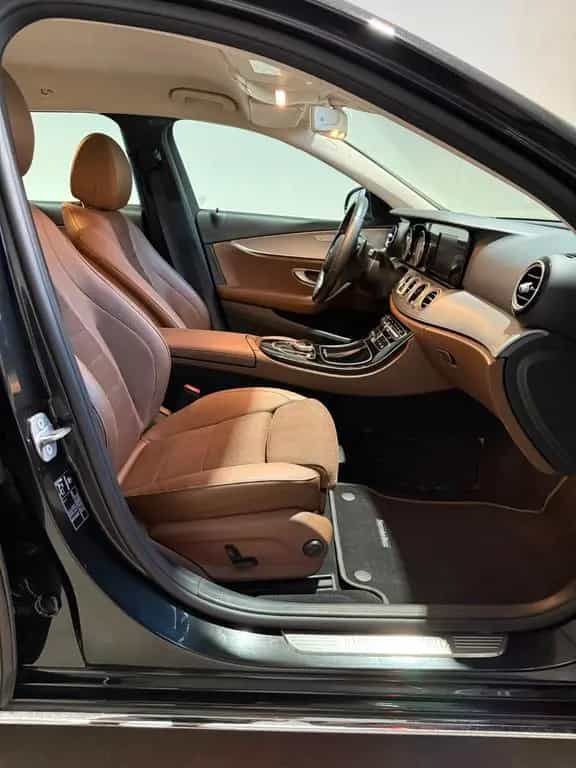 Mercedes-Benz E 200 AVANTGARDE AHK+LED+NAVI 06/2017-photo-33
