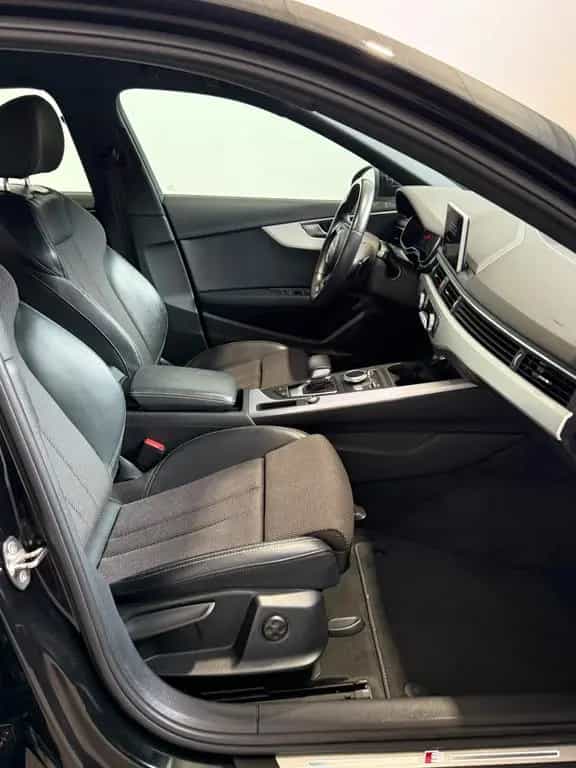 Audi A4 Lim. 40 TDI S-LINE AHK+NAVI+LED 02/2019-photo-19