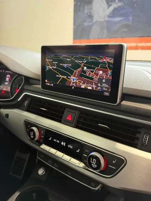 Audi A4 Lim. 40 TDI S-LINE AHK+NAVI+LED 02/2019-photo-26