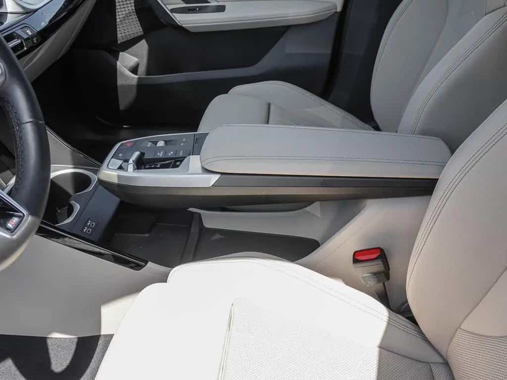 BMW X1 xDrive23i M Sport AHK RFK NAVI LED PDC V+H 11/2022-photo-13