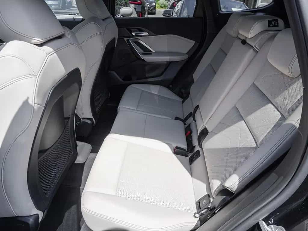 BMW X1 xDrive23i M Sport AHK RFK NAVI LED PDC V+H 11/2022-photo-16