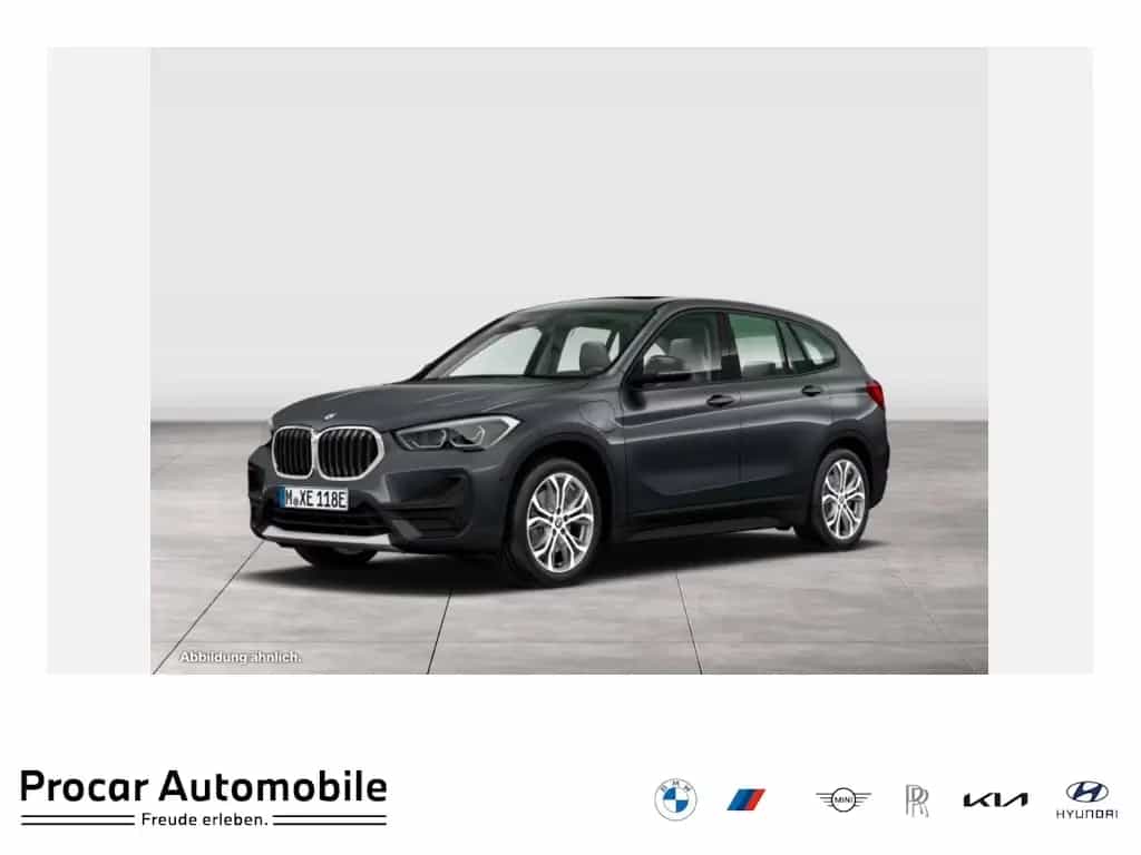 BMW X1 xDrive25e PA LED Pano HiFi Shz. PDC 18" LMR 08/2020-photo-0