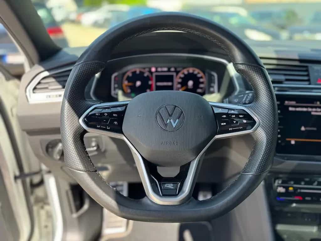 Volkswagen Tiguan R-Line 4Motion *1.HAND/PANO/STHZ* 03/2021-photo-13