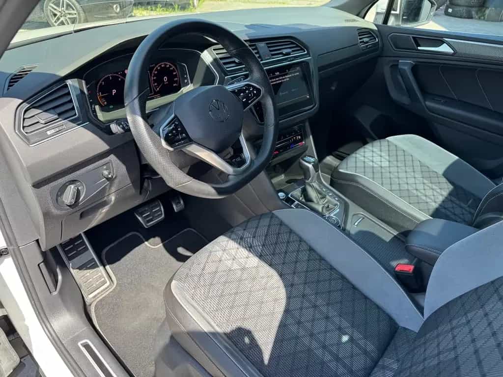 Volkswagen Tiguan R-Line 4Motion *1.HAND/PANO/STHZ* 03/2021-photo-9