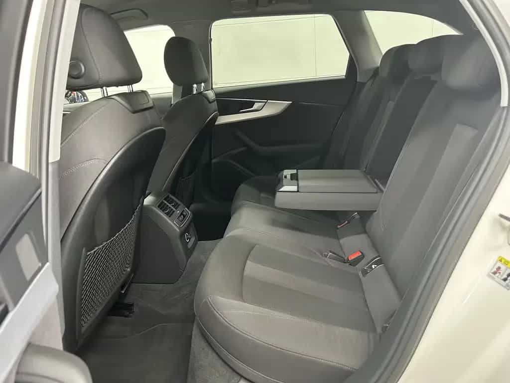 Audi A4 S line+LED+Ambiente+Navi+Carplay+Temp+SHZ+PDC 12/2018-photo-18