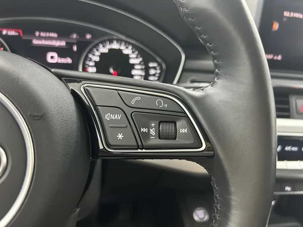 Audi A4 S line+LED+Ambiente+Navi+Carplay+Temp+SHZ+PDC 12/2018-photo-27