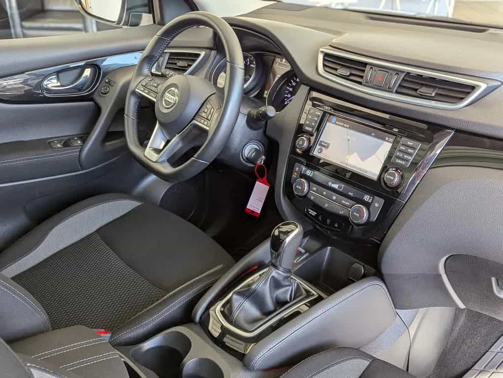Nissan Qashqai 1.2 Aut. Acenta Pano Kamera Navi 01/2018-photo-10