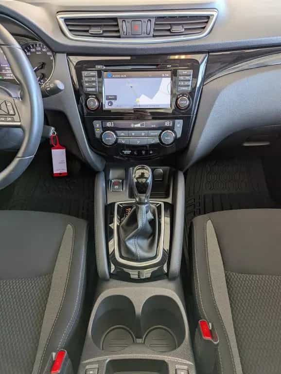 Nissan Qashqai 1.2 Aut. Acenta Pano Kamera Navi 01/2018-photo-18