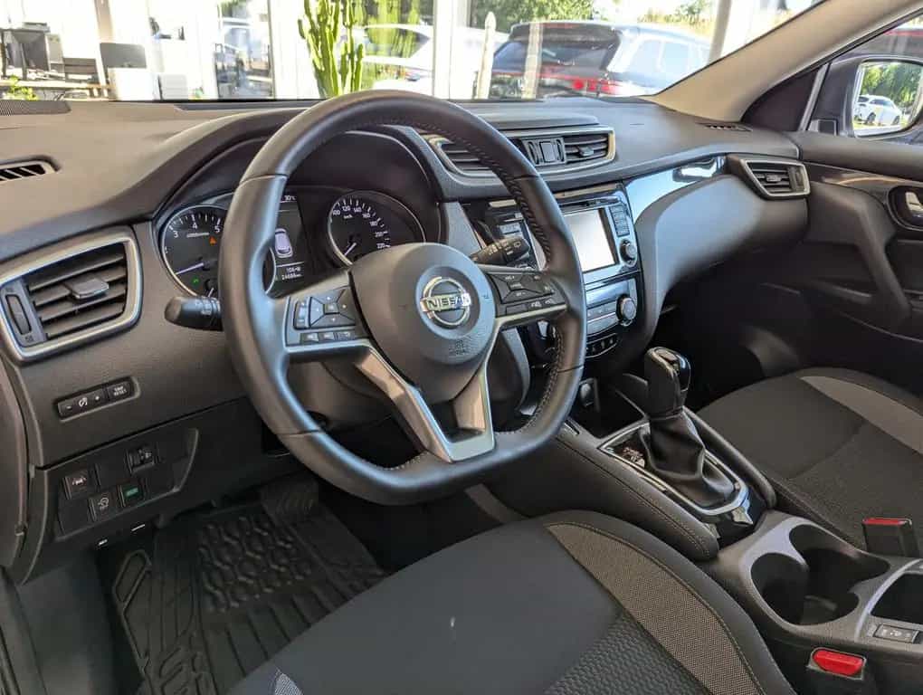 Nissan Qashqai 1.2 Aut. Acenta Pano Kamera Navi 01/2018-photo-19