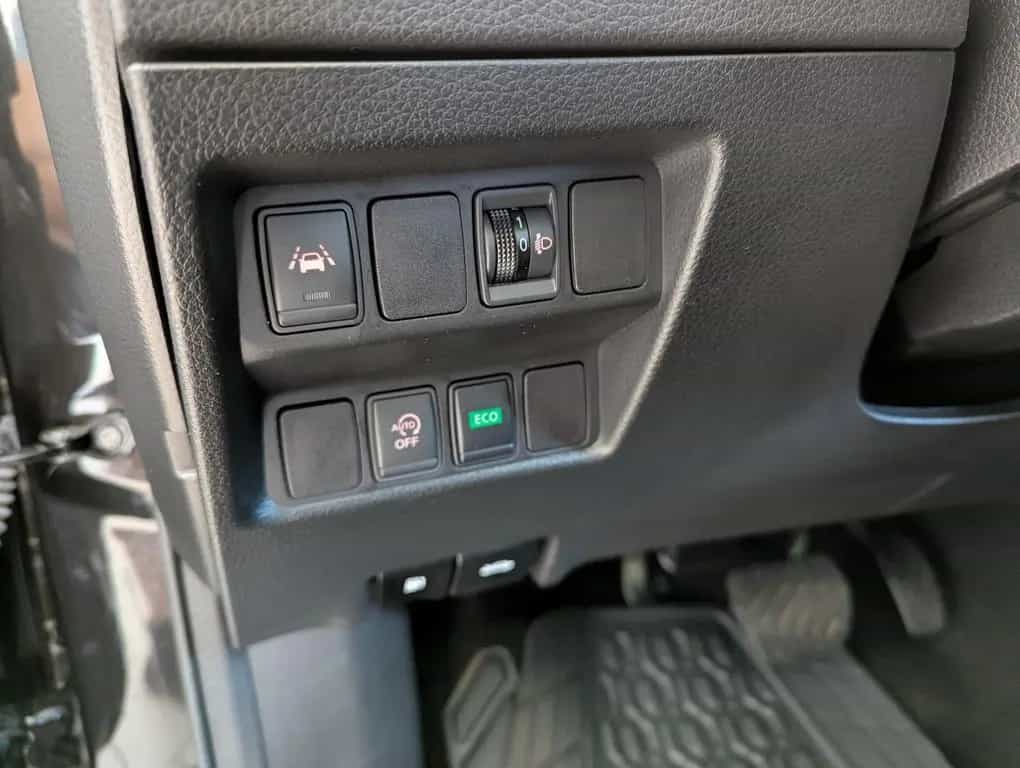 Nissan Qashqai 1.2 Aut. Acenta Pano Kamera Navi 01/2018-photo-22