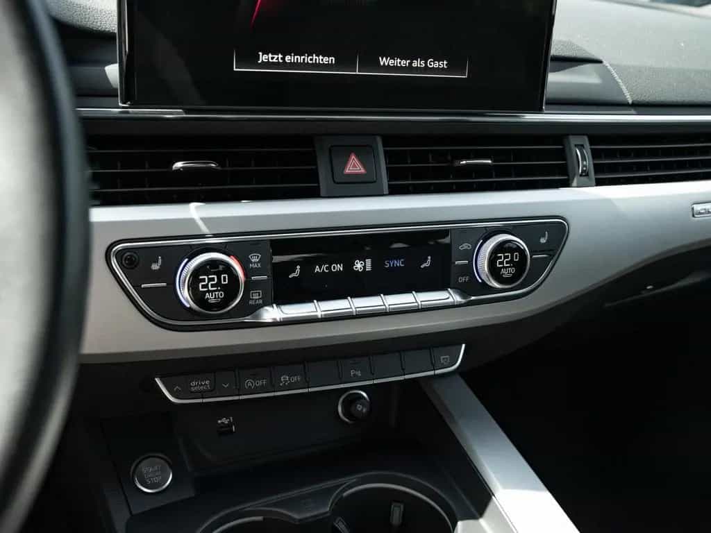 Audi A4 Avant advanced quattro Business PANO DAB 04/2023-photo-20