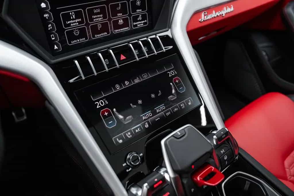 Lamborghini Urus PANO/BANG&OLUFSEN/NIGHT VISION 01/2019-photo-17