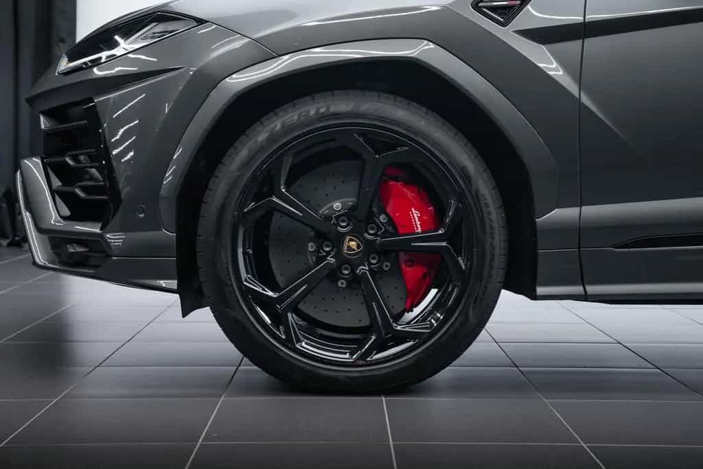Lamborghini Urus PANO/BANG&OLUFSEN/NIGHT VISION 01/2019-photo-5