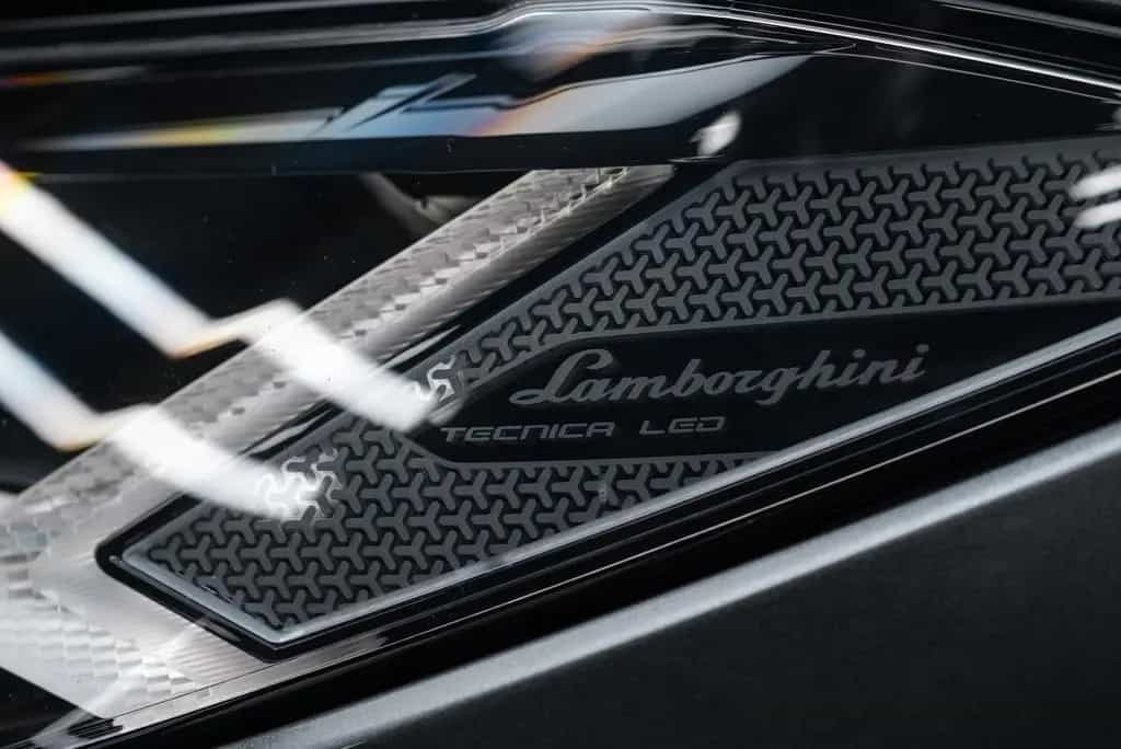 Lamborghini Urus PANO/BANG&OLUFSEN/NIGHT VISION 01/2019-photo-8