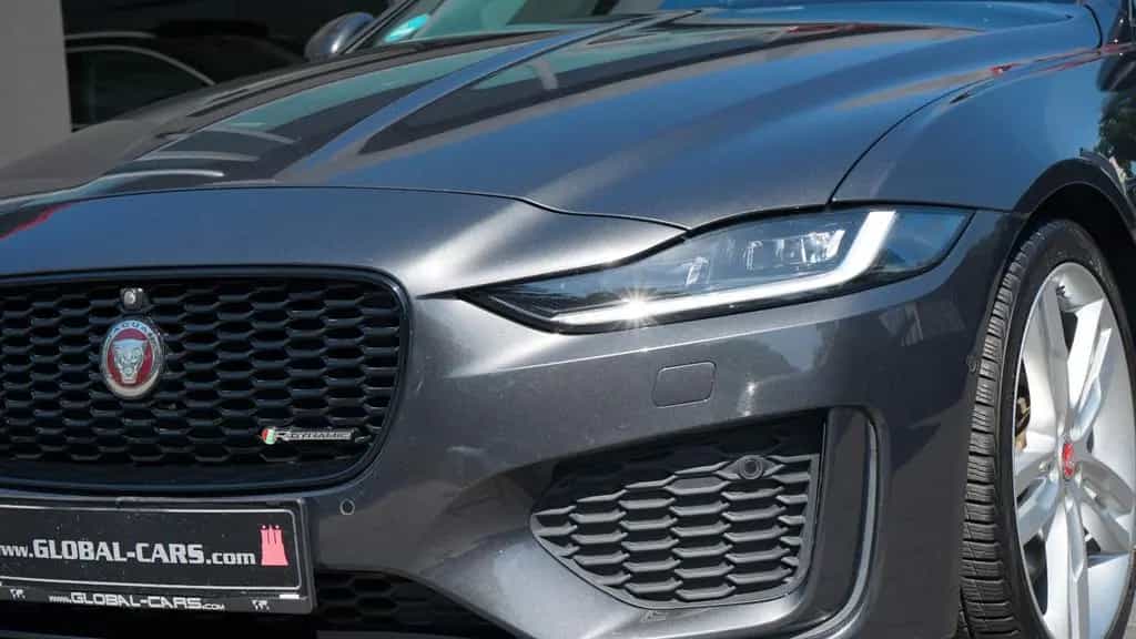 Jaguar XE P250 R-DYNAMIC SE*BLACK PACK*PANO*MATRIX*ACC* 04/2022-photo-17
