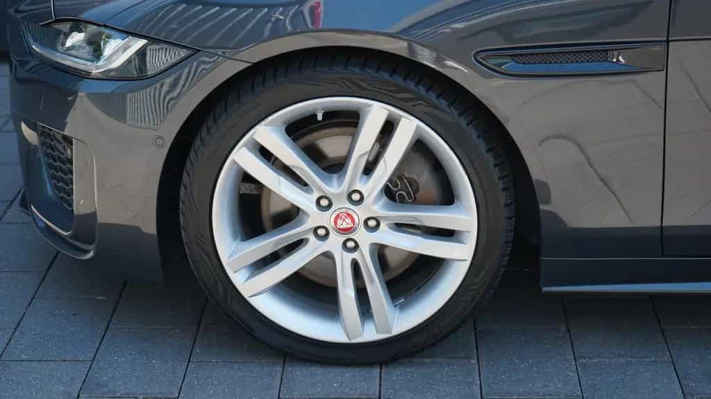 Jaguar XE P250 R-DYNAMIC SE*BLACK PACK*PANO*MATRIX*ACC* 04/2022-photo-18