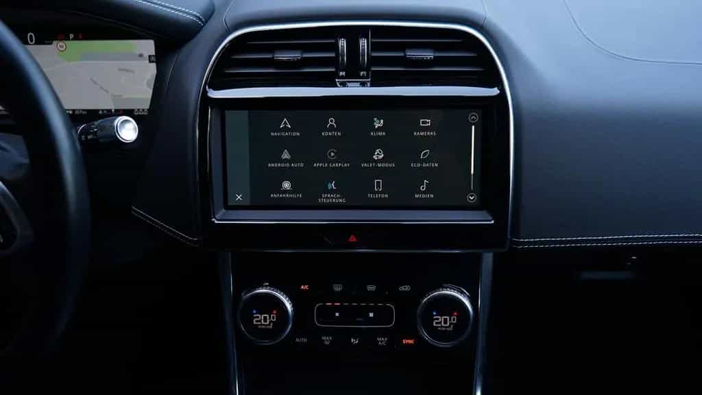 Jaguar XE P250 R-DYNAMIC SE*BLACK PACK*PANO*MATRIX*ACC* 04/2022-photo-24