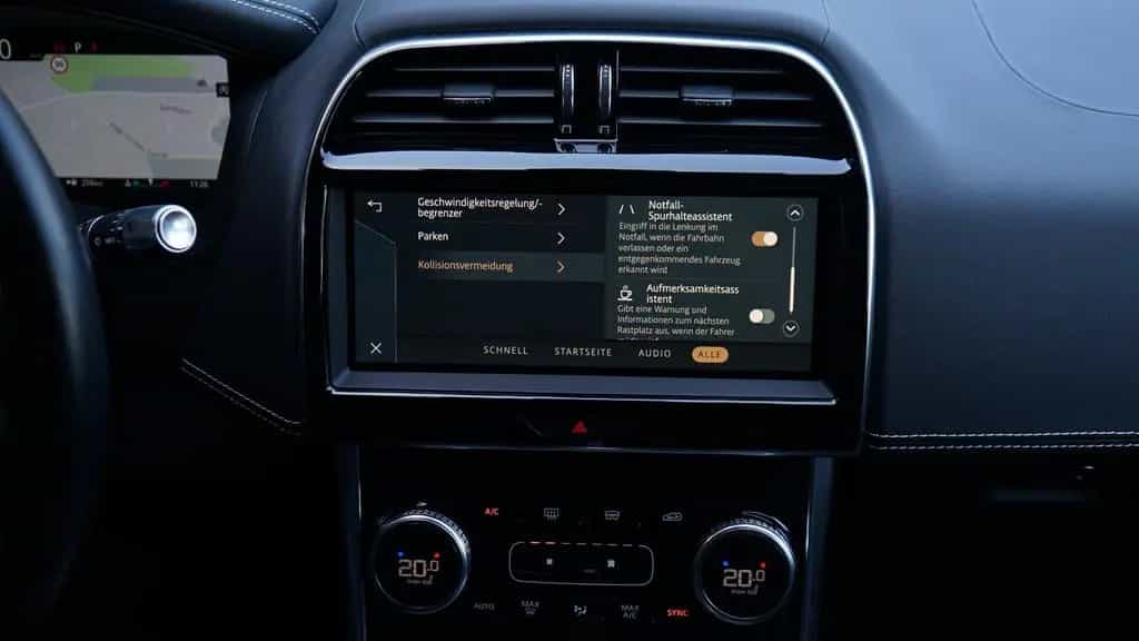 Jaguar XE P250 R-DYNAMIC SE*BLACK PACK*PANO*MATRIX*ACC* 04/2022-photo-30