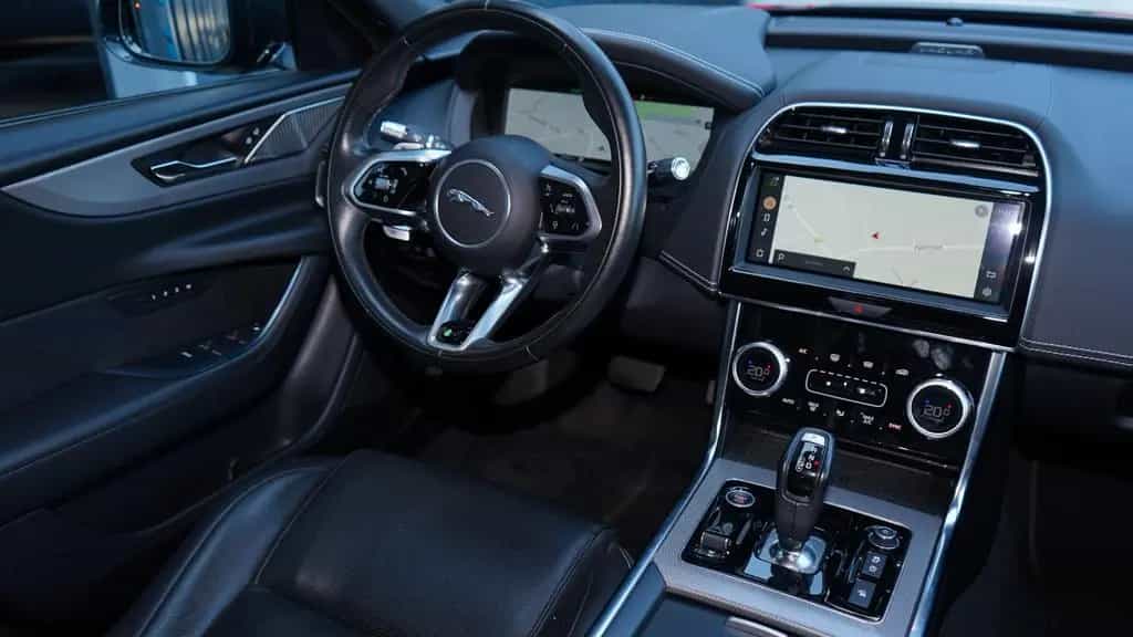 Jaguar XE P250 R-DYNAMIC SE*BLACK PACK*PANO*MATRIX*ACC* 04/2022-photo-31