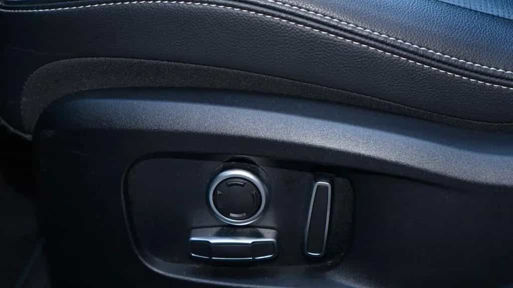 Jaguar XE P250 R-DYNAMIC SE*BLACK PACK*PANO*MATRIX*ACC* 04/2022-photo-33