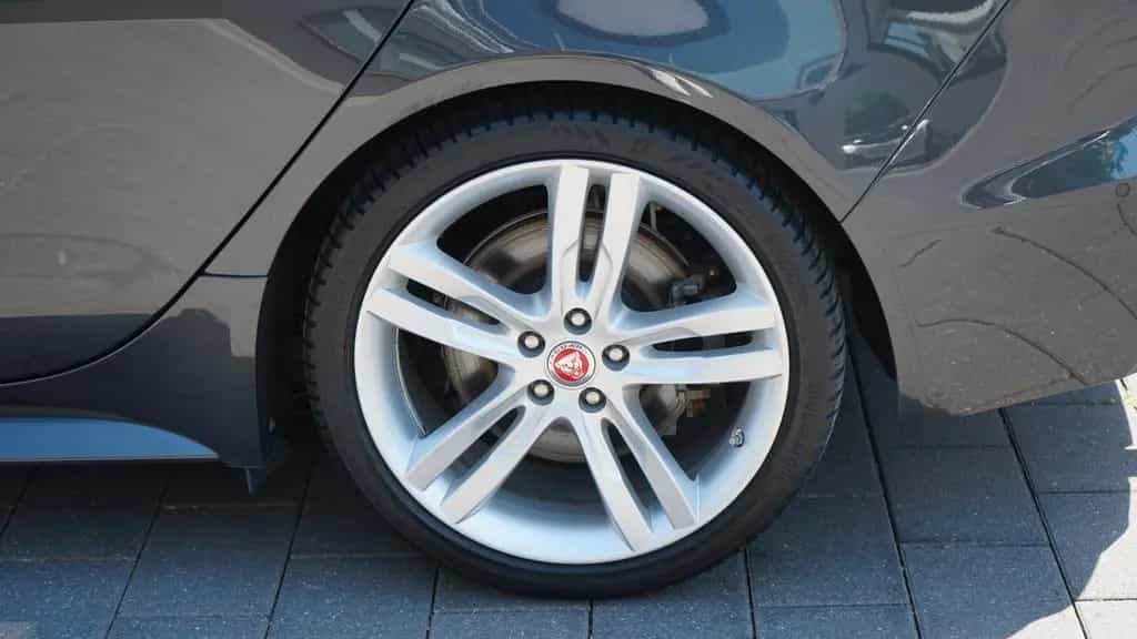 Jaguar XE P250 R-DYNAMIC SE*BLACK PACK*PANO*MATRIX*ACC* 04/2022-photo-39