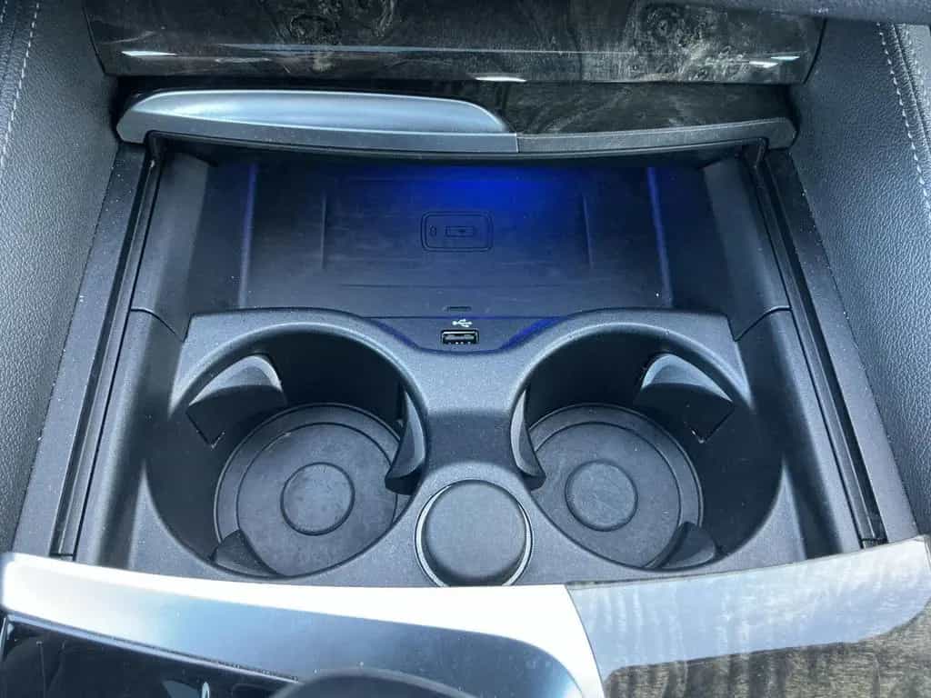 BMW 520 d Touring Steptronic Luxury LED PANO HUD NAVI 06/2019-photo-29