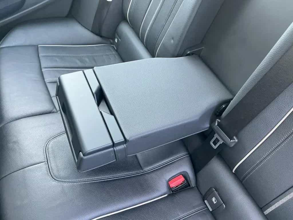 BMW 520 d Touring Steptronic Luxury LED PANO HUD NAVI 06/2019-photo-34