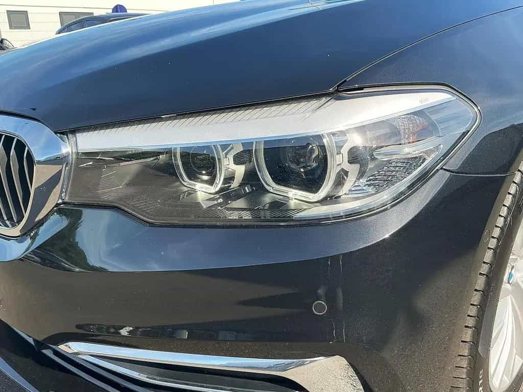 BMW 520 d Touring Steptronic Luxury LED PANO HUD NAVI 06/2019-photo-38