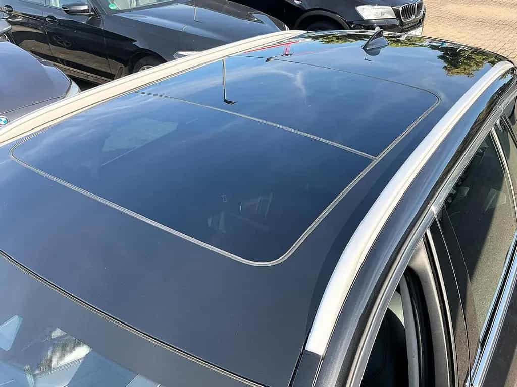 BMW 520 d Touring Steptronic Luxury LED PANO HUD NAVI 06/2019-photo-40