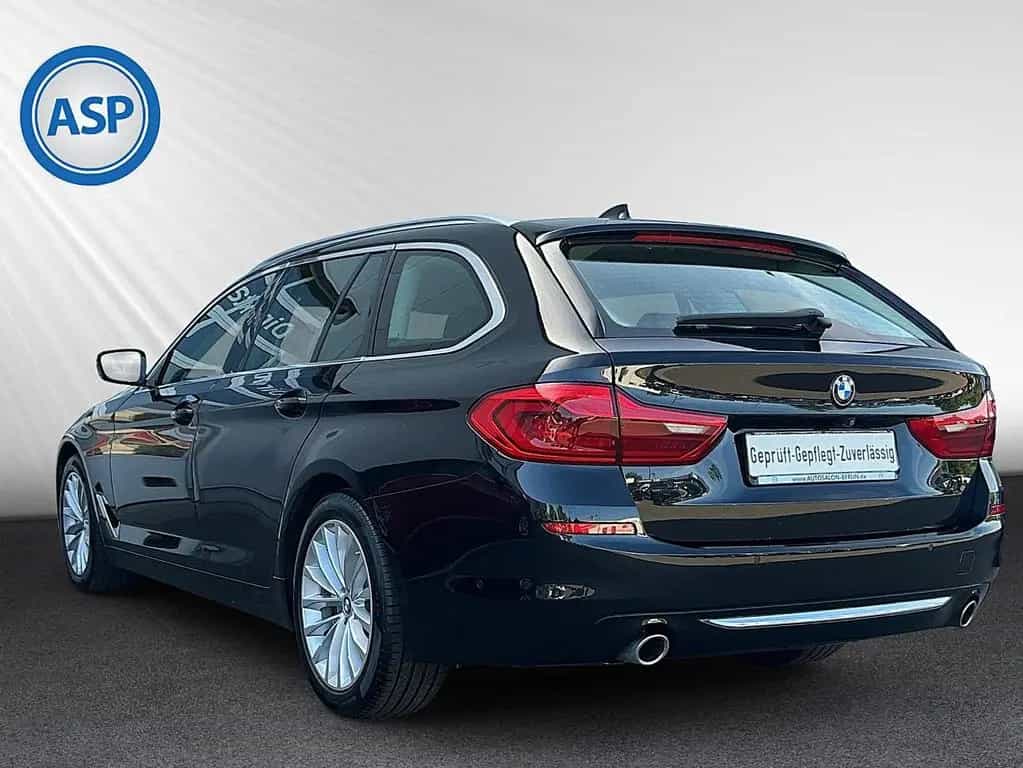 BMW 520 d Touring Steptronic Luxury LED PANO HUD NAVI 06/2019-photo-5